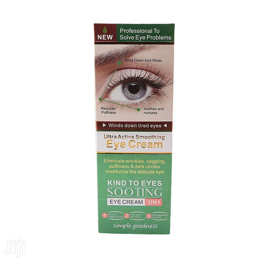 Ultra Active Smoothing Eye Cream