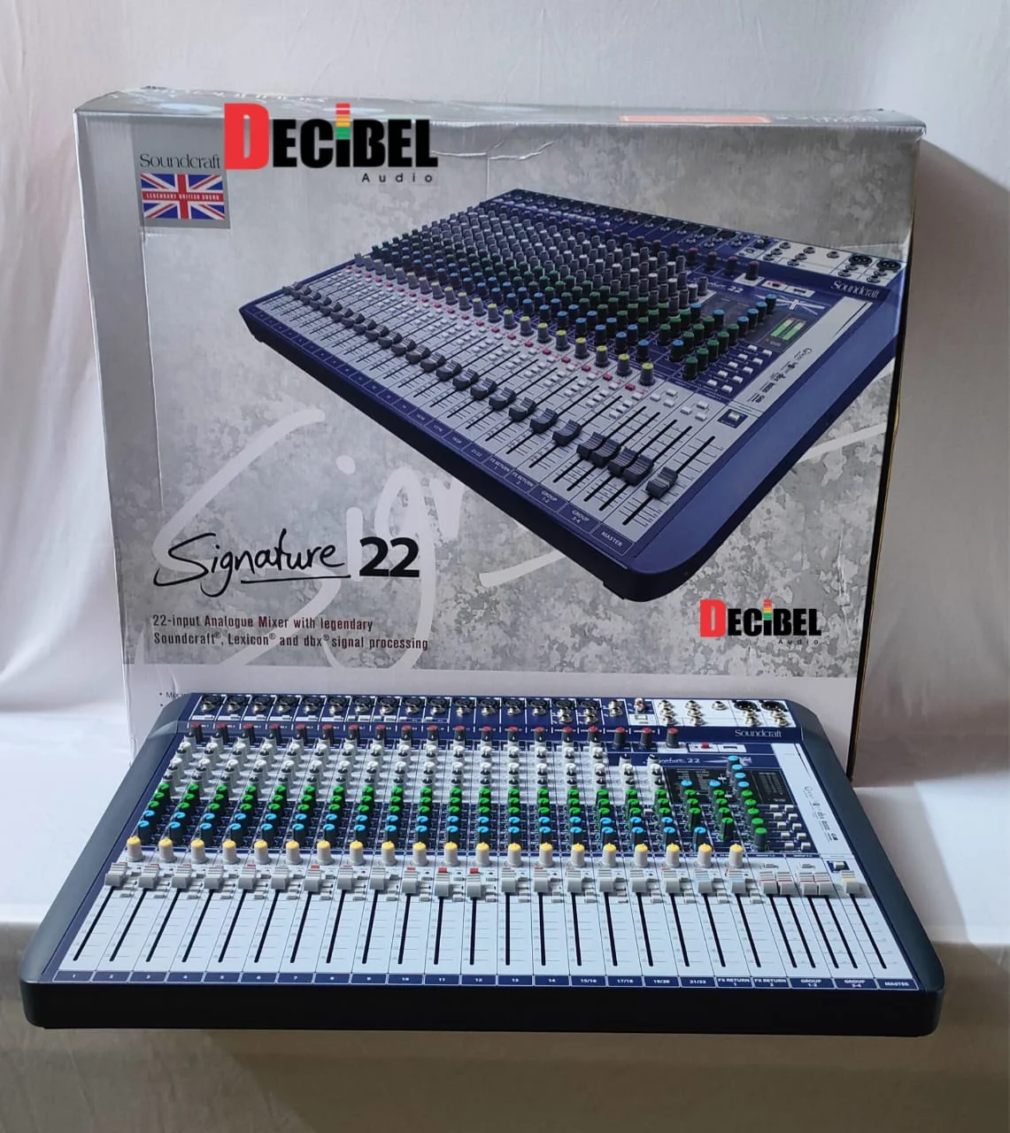Soundcraft signature 22