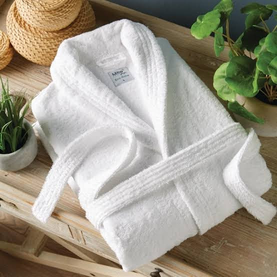 (L size )Cosy, Luxurious and soft Bathrobe(White)