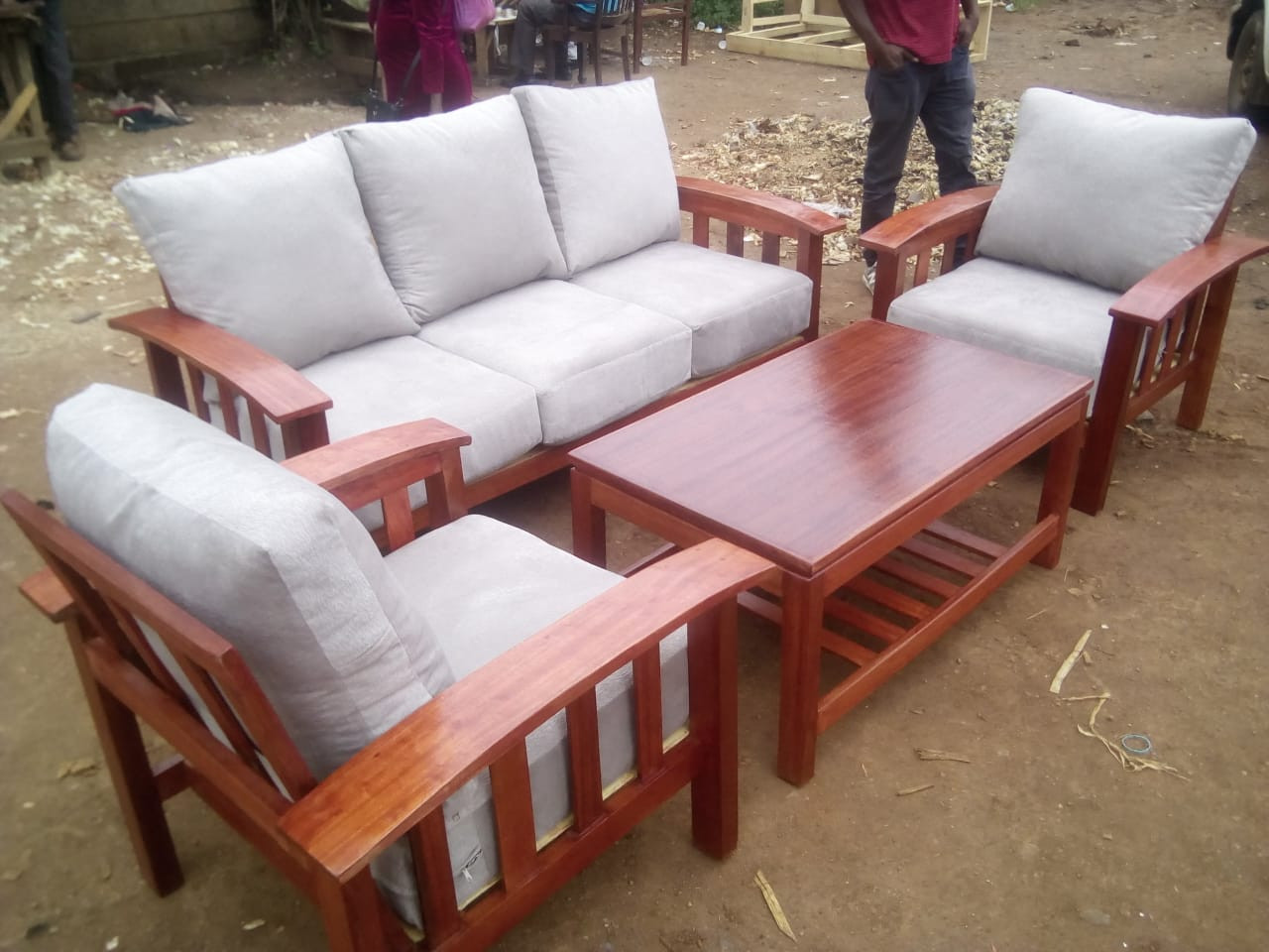Open sofa five seater with table