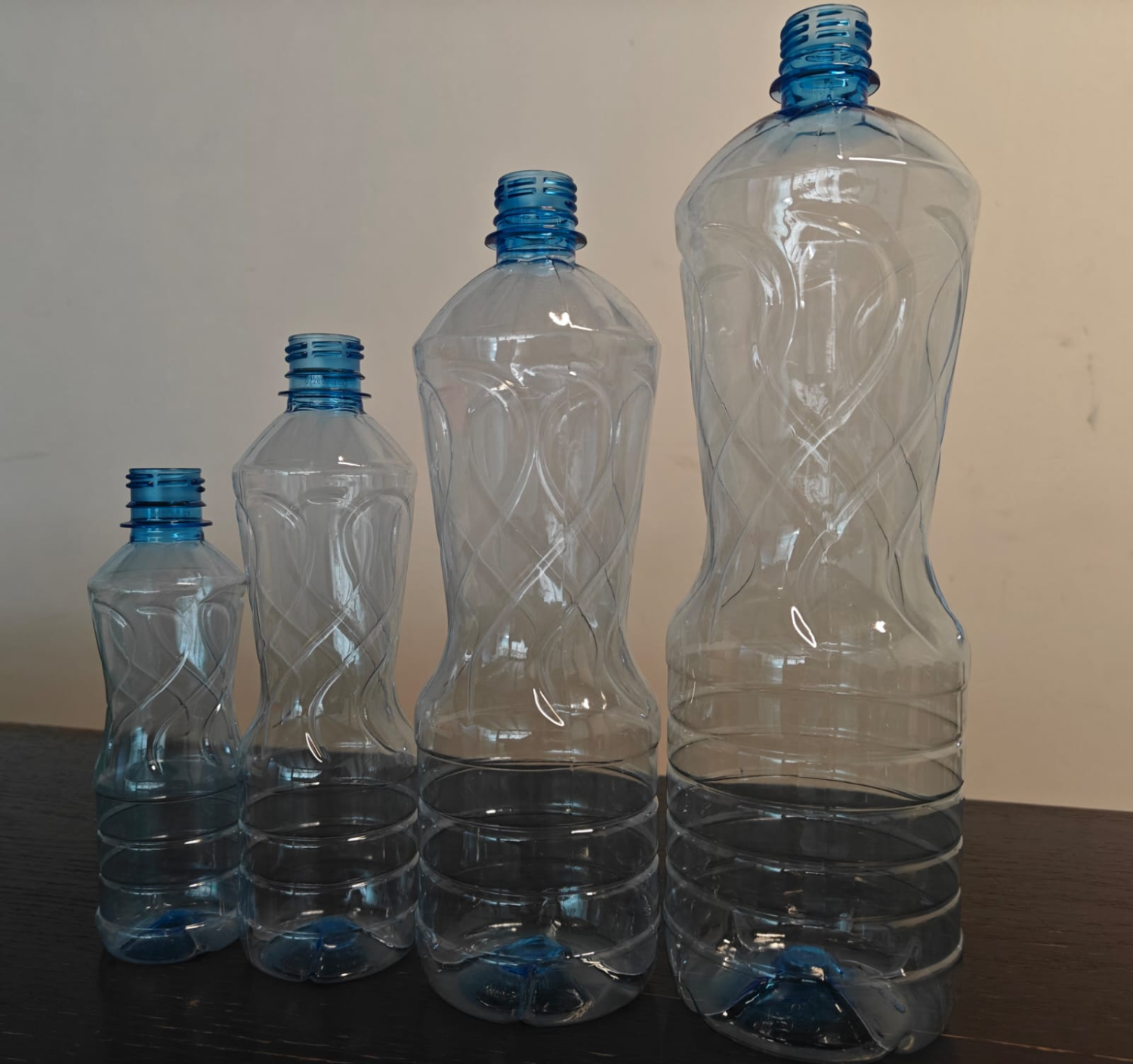 Klassique (design empty water bottle) 1.5l