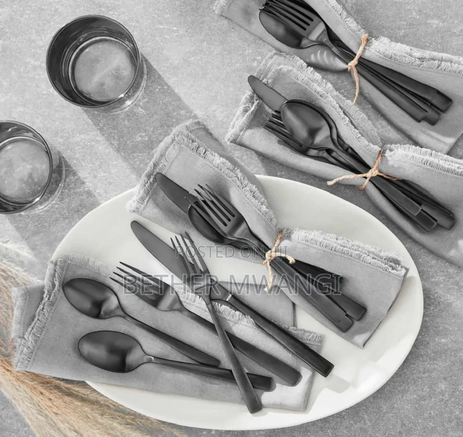 20 PCS High Quality 18/10 Stainless Steel Flatware Set