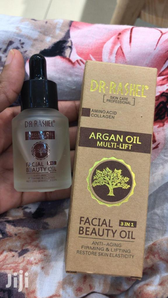 Snail White Day Cream With SPF.