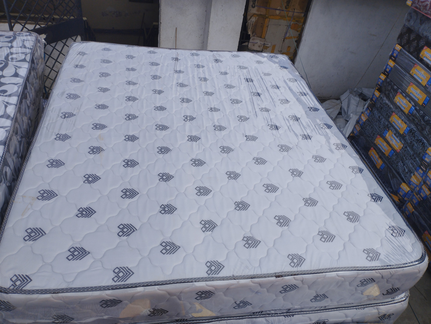 5×6 ×10 inch quilted Morning Glory Superfoam medium mattress