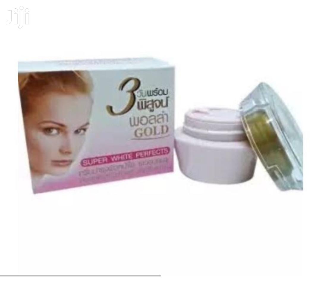 Sunburn and Melasma Eliminating Polla Cream.