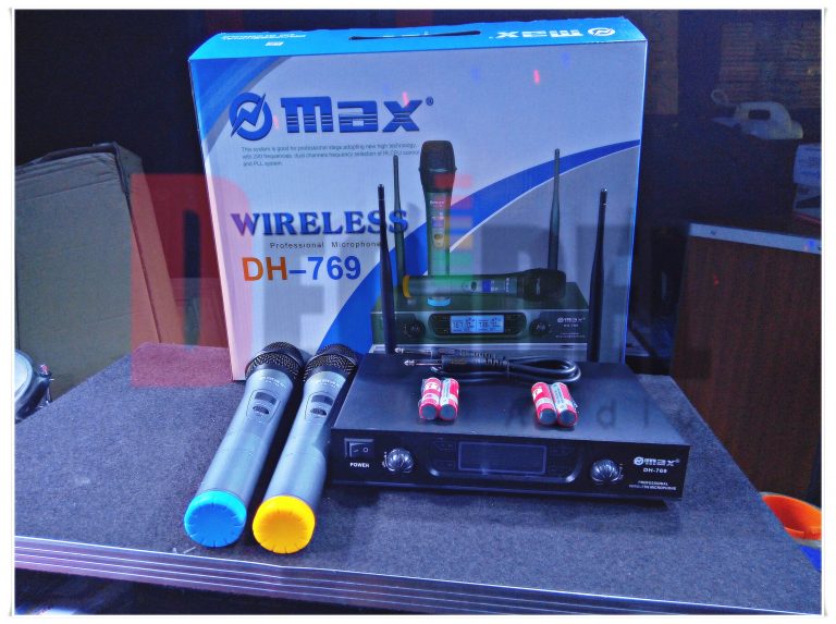 Max DH 769 wireless microphone Buy Online Best Price for sale