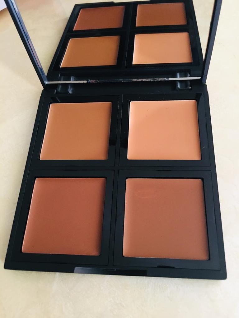 E.L.F Foundation Pallet 4cream shades