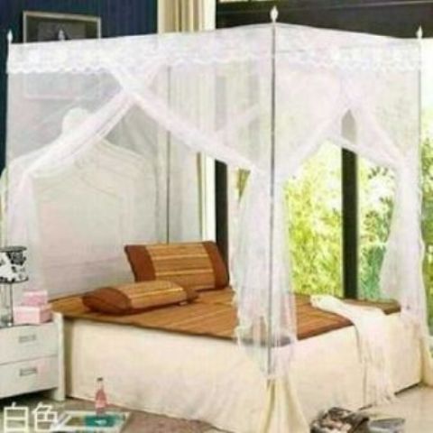 Mosquito Net With Metallic Stand