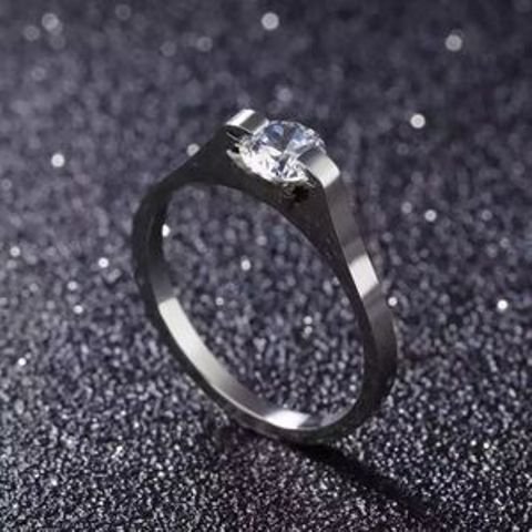 Silver Engagement Ring For Ladies