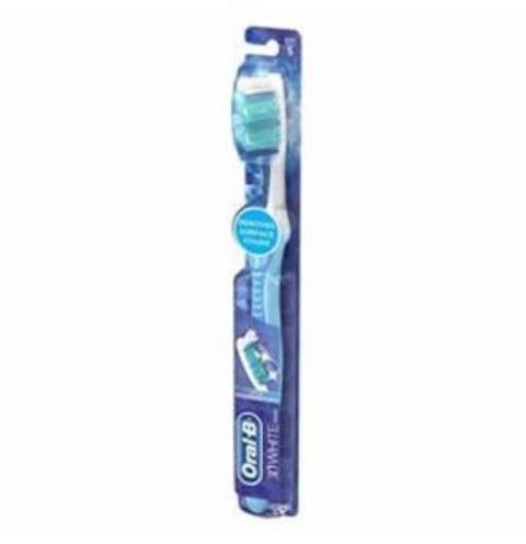 Oral-B ToothBrush Advantage 3D White Promo