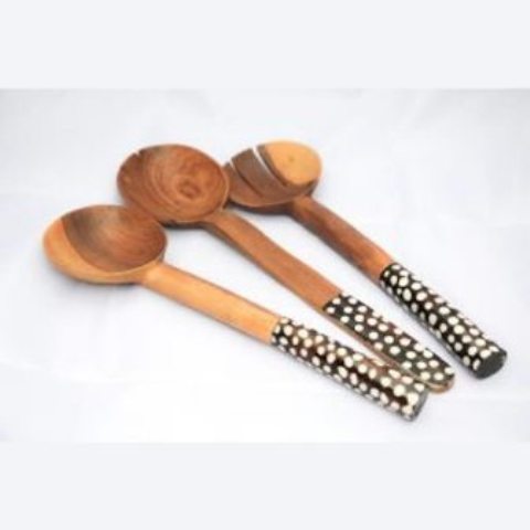 Set of 2 wooden spoons