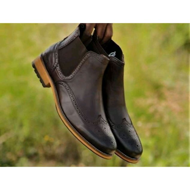 Quality leather boots for men