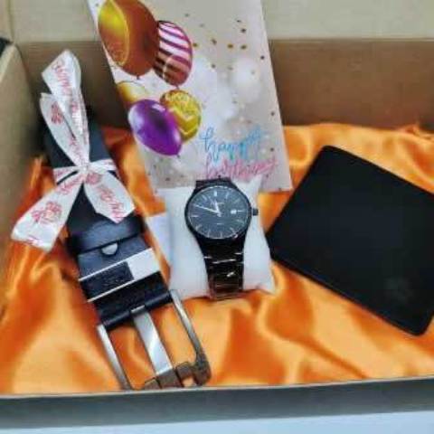 Gift Hamper with Watch, Wallet and Belt – Free Card