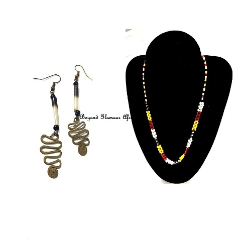Womens maasai beaded necklace with earrings