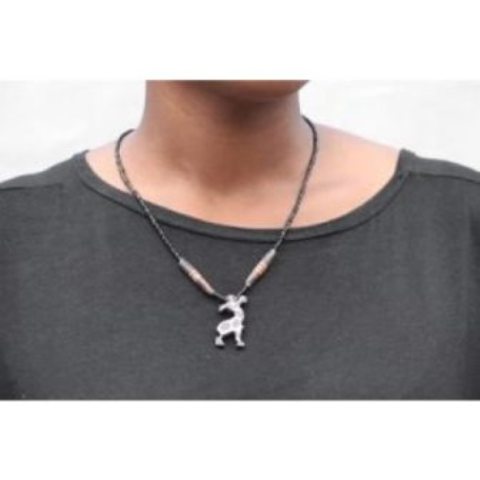 Giraffe necklace